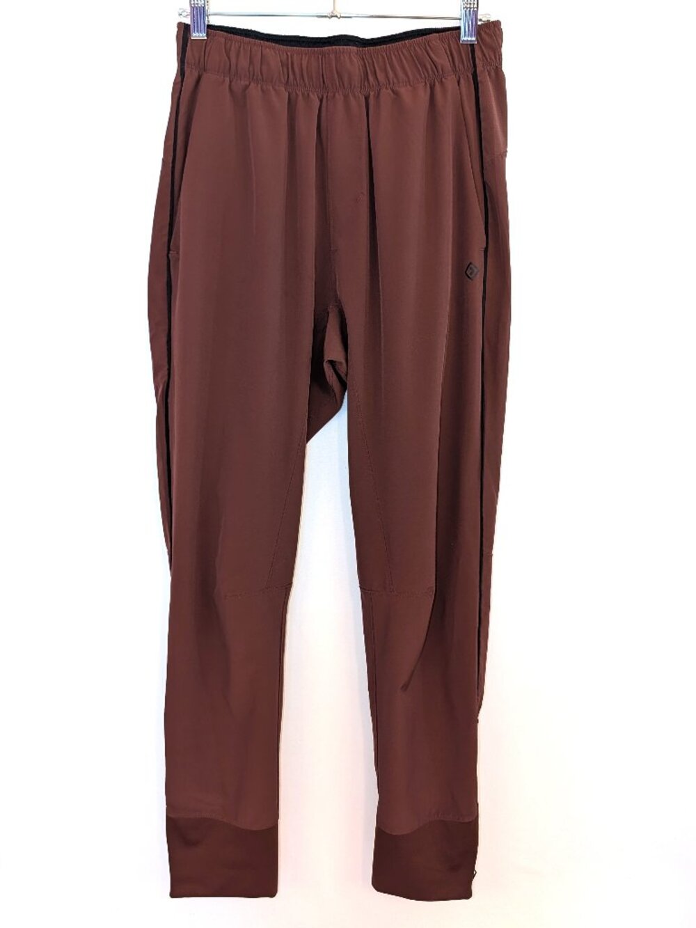 Abercrombie | YPB motionTEK Jogger in Chocolate Brown | Size XS